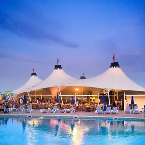 Hotel Globales Bouganvilla